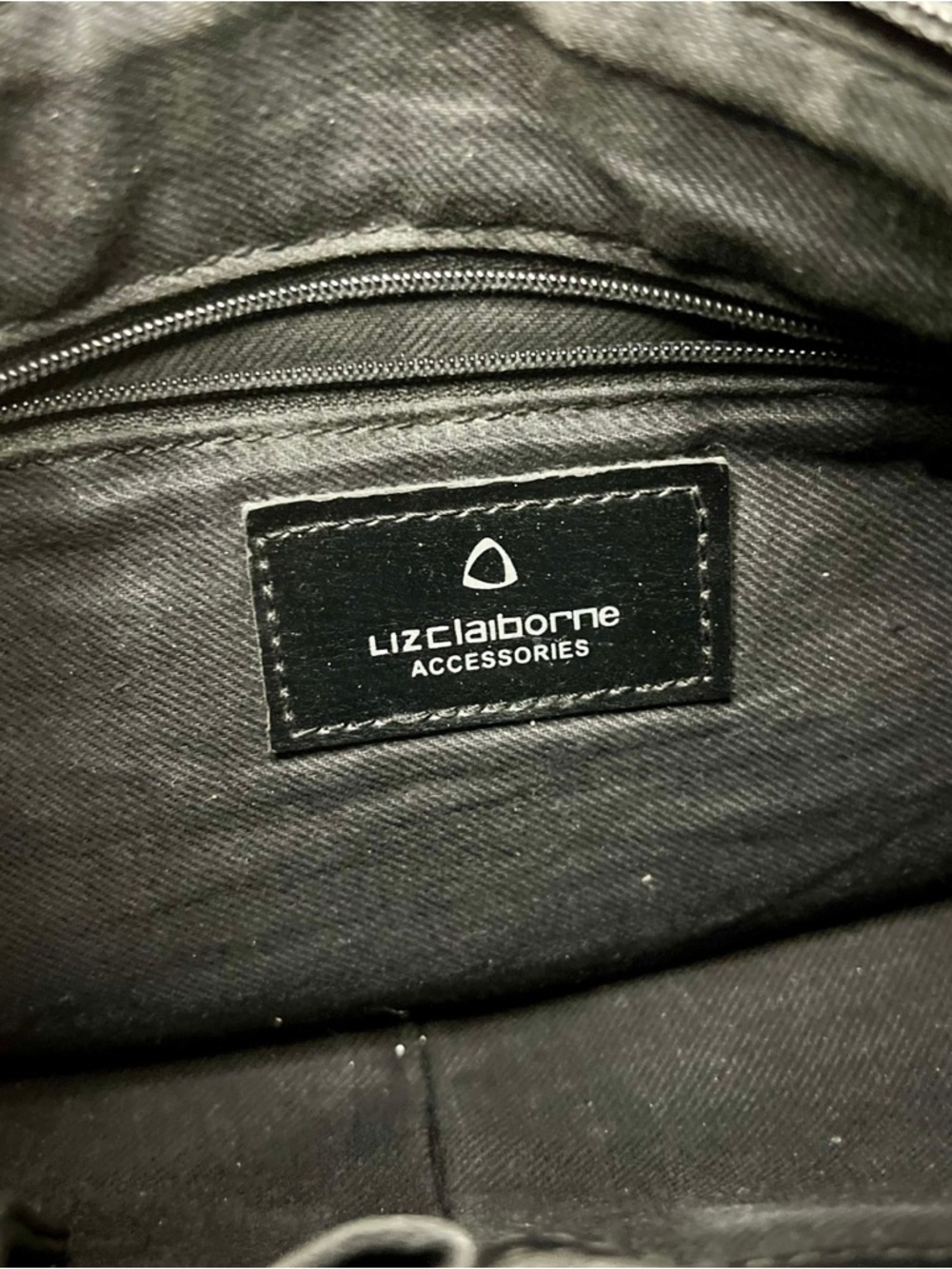 Liz Claiborne Black Shoulder Bag Pebbled Faux Leather Hobo Purse - Picture 9 of 9